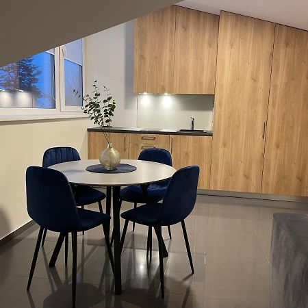 Apartment Krantine - Self Check In Kaunas Exterior photo